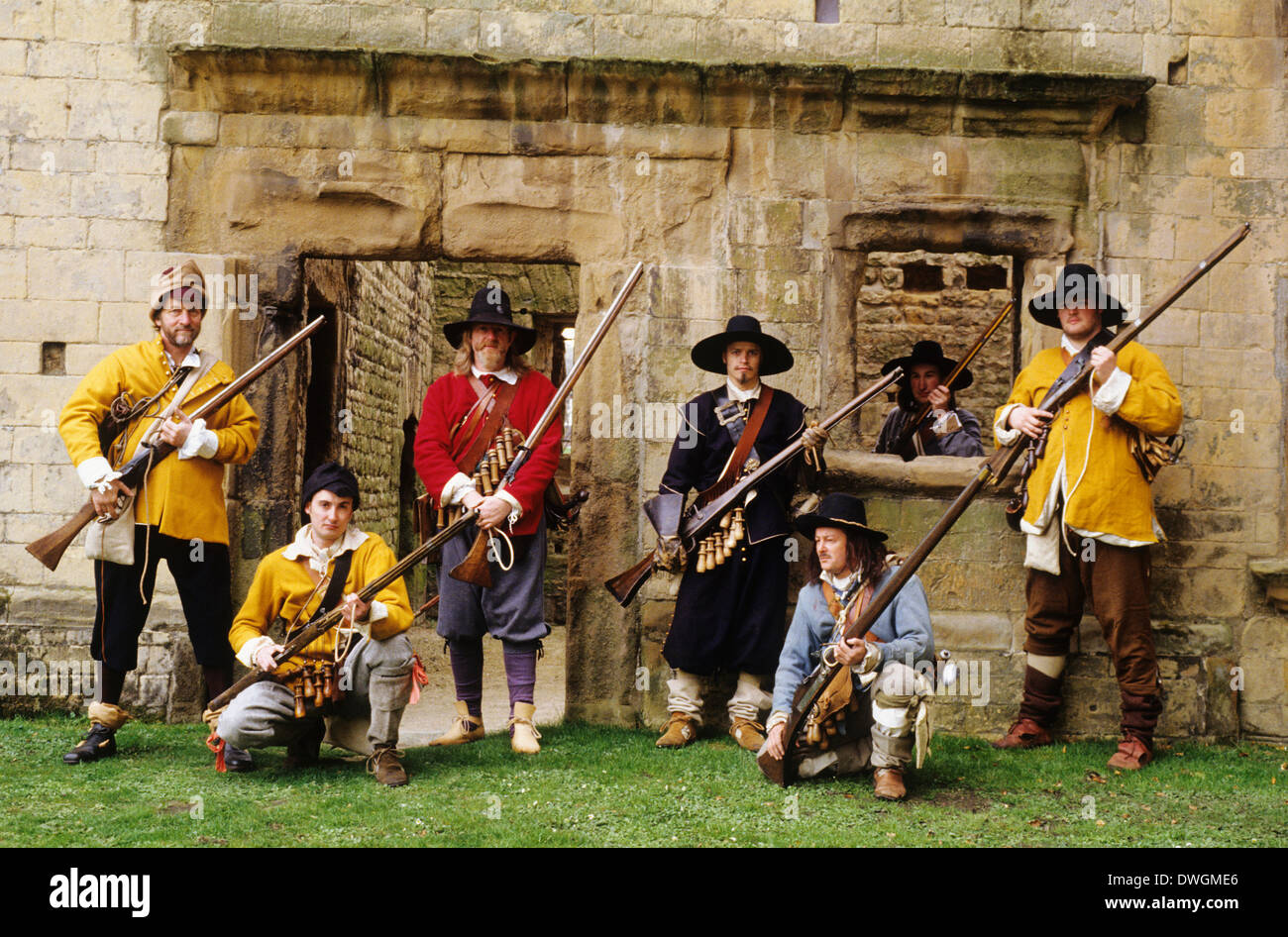 English Civil War Soldiers Uniforms