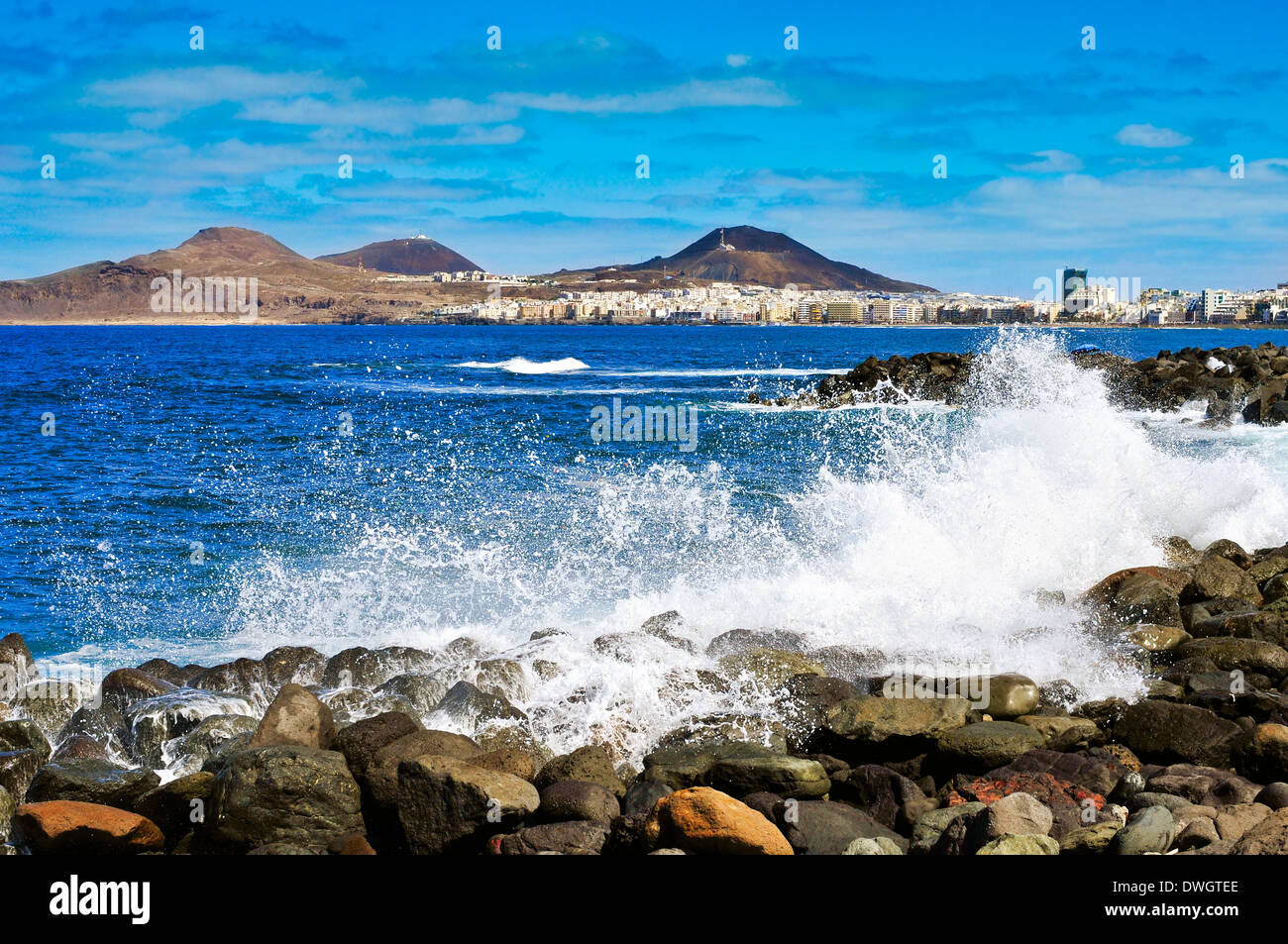 the Atlantic Ocean breaking in the rocks in the coast of Las Palmas de Gran  Canaria, Spain Stock Photo - Alamy