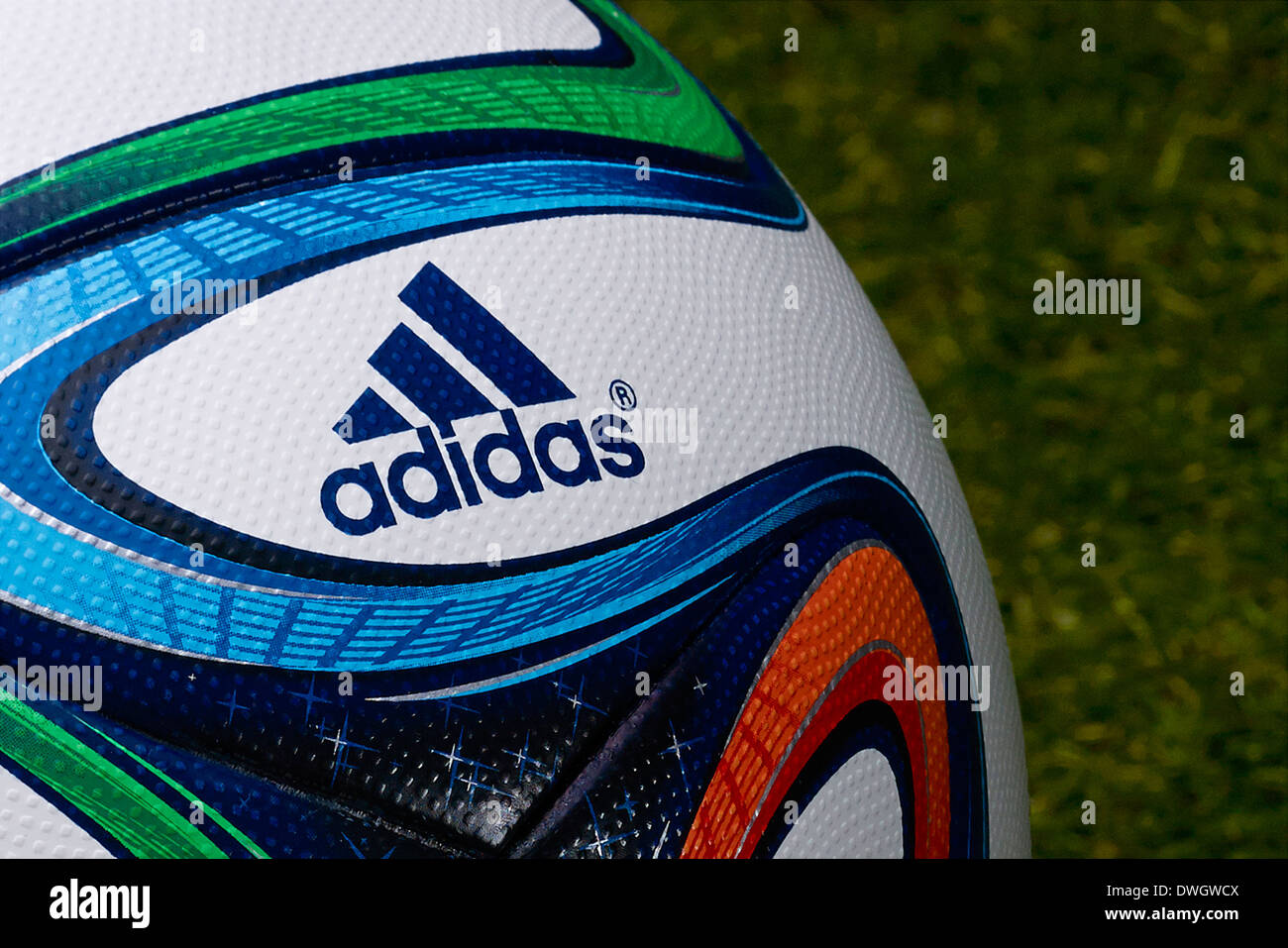 Adidas brazuca hi-res stock photography and images - Alamy
