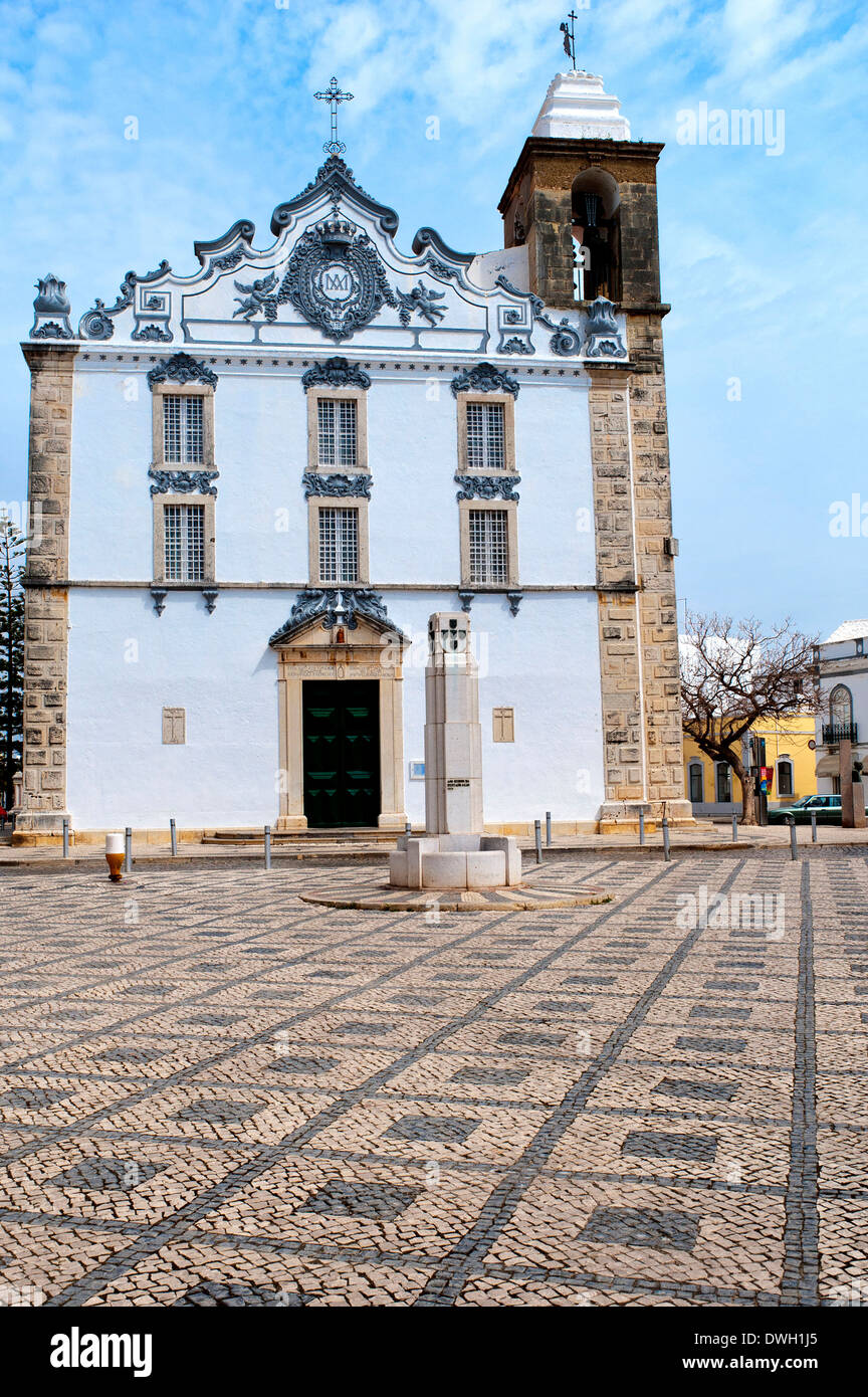 Igreja Matriz de Nossa Senhora do Rosario, Olhao Stock Photo - Alamy