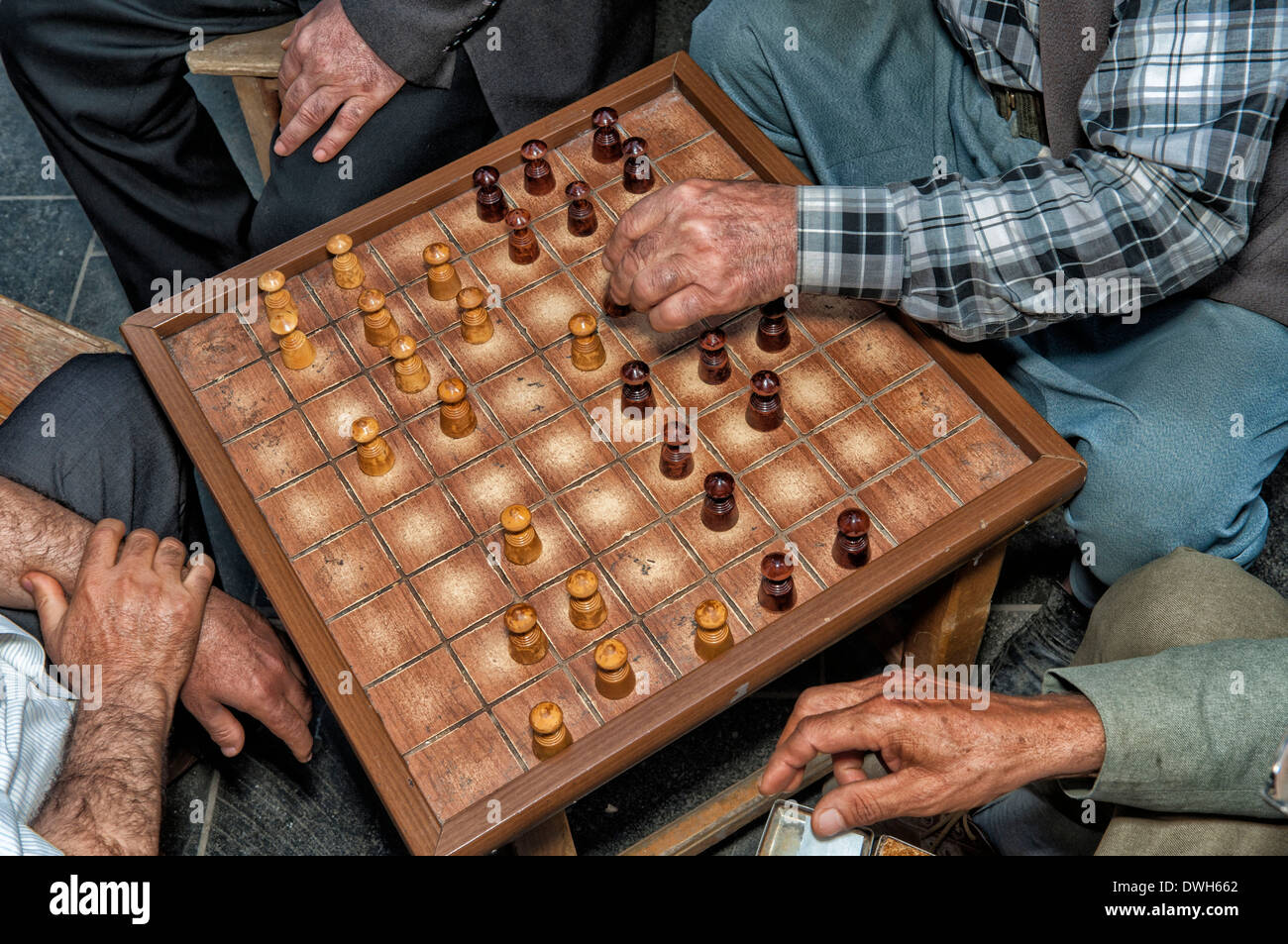 Turkish Checkers, Board Game