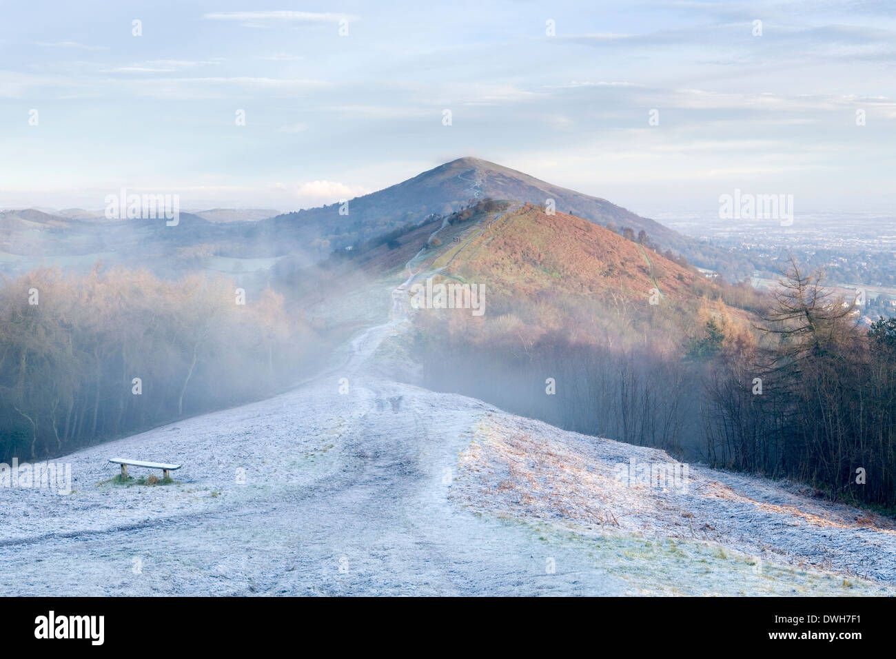 Cold and damp hires stock photography and images Alamy