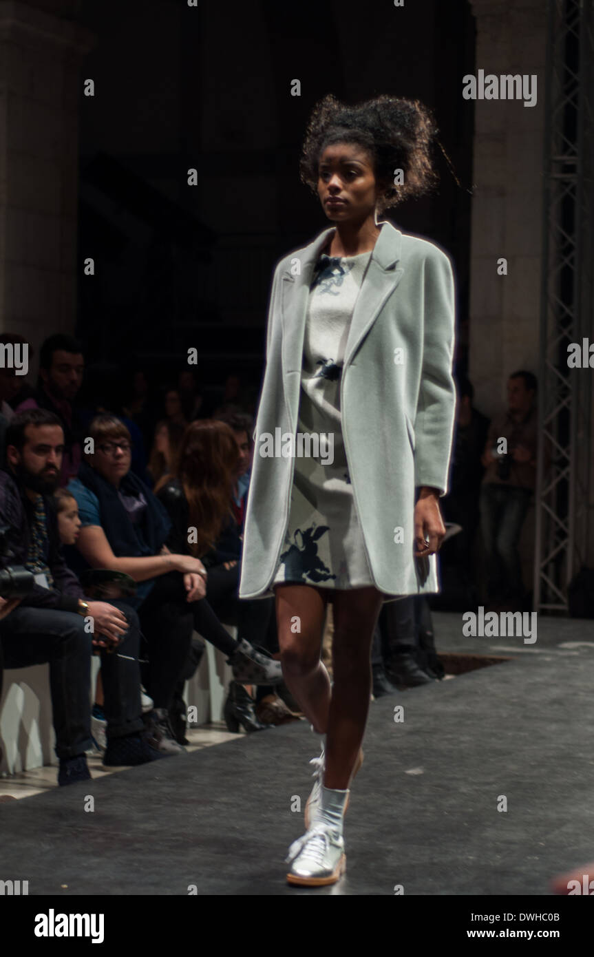 Lisbon Fashion Week AW14/15 Lidija Kolovrat Stock Photo Alamy