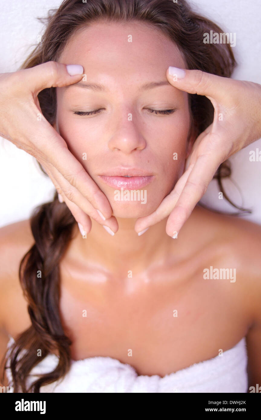Body and face Massage, ayurveda treatment and wellness treatment at the