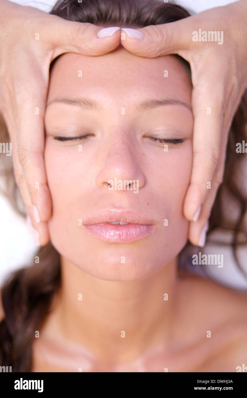 Body and face Massage, ayurveda treatment and wellness treatment at the