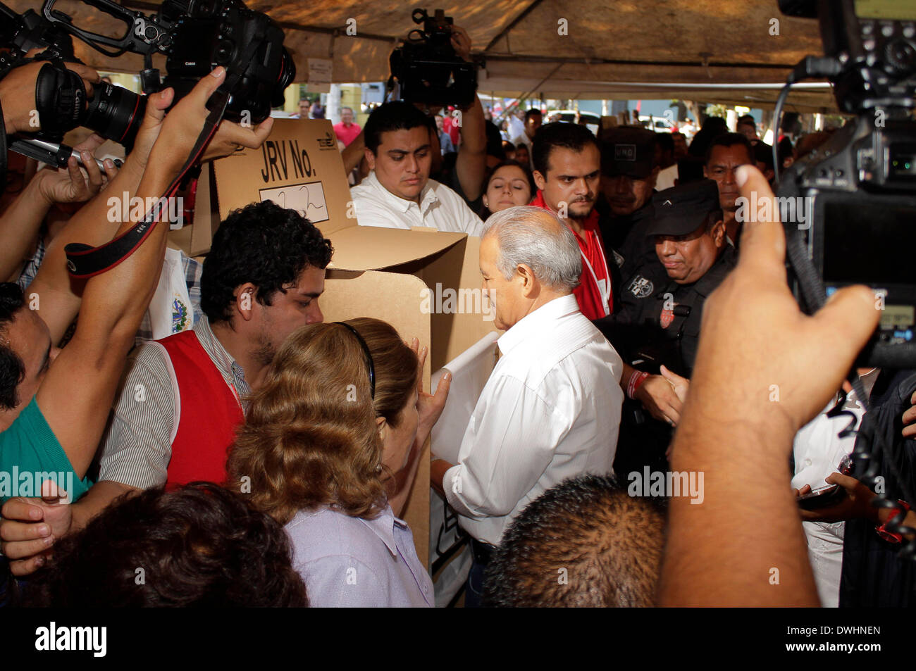 San Salvador, El Salvador. 9th Mar, 2014. Salvador Sanchez Ceren (C