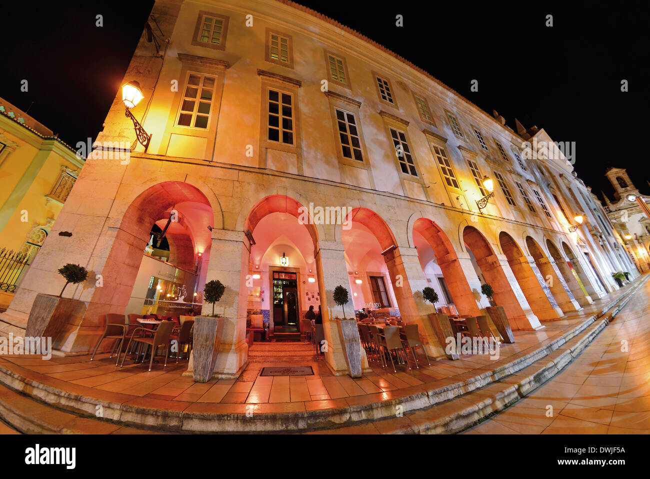 Faro portugal bar hires stock photography and images Alamy