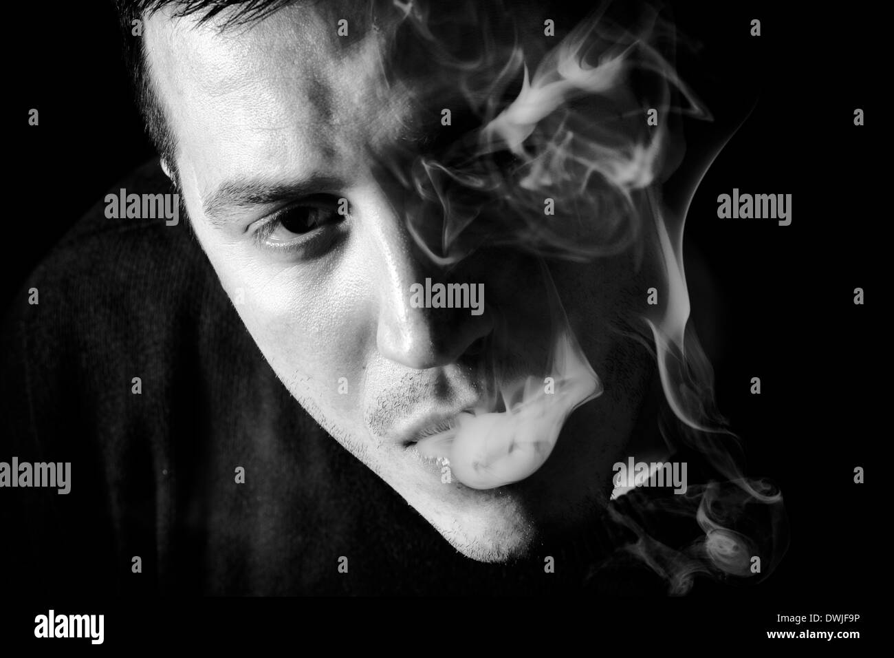 does walmart sell montego cigarettes Dollar Chains Tap Smokes, Booze to Drive Sales, Fight Wal-Mart's  Small-Format Stores