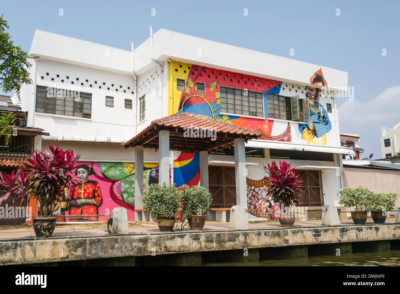 Art decor buildings on the side of the Malacca river Stock Photo