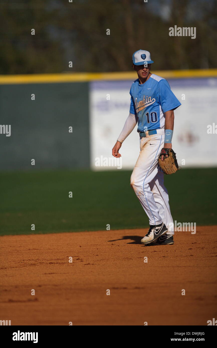 Kennesaw, Georgia, USA.  March 8, 2014 -- Columbia shortstop Aaron Silbar (10) during Saturday's doubleheader between Columbia University and Kennesaw State University. The teams split the doubleheader.  Columbia one the first game 9-3.  KSU won the night cap 15-1. Credit:  Wayne Hughes | Alamy Live News Stock Photo