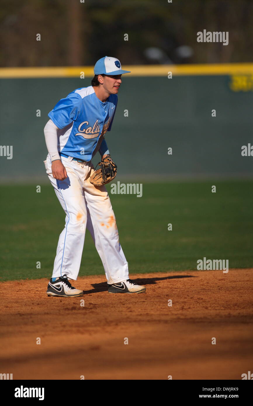 Kennesaw, Georgia, USA.  March 8, 2014 -- Columbia shortstop Aaron Silbar (10) during Saturday's doubleheader between Columbia University and Kennesaw State University. The teams split the doubleheader.  Columbia one the first game 9-3.  KSU won the night cap 15-1. Credit:  Wayne Hughes | Alamy Live News Stock Photo