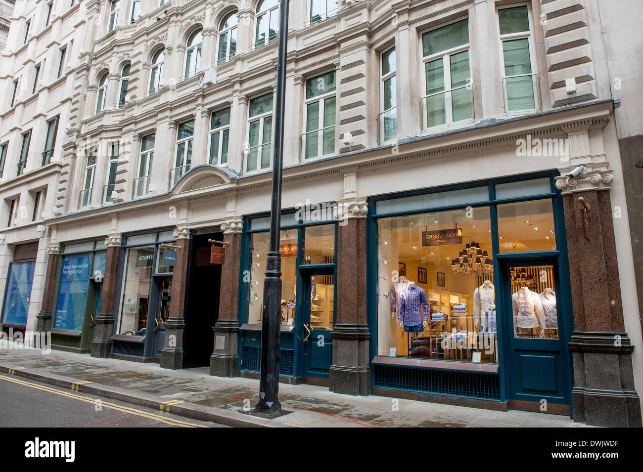 Grosvenor shirts 18-19 Jermyn Street, London SW1Y 6LT Stock Photo - Alamy