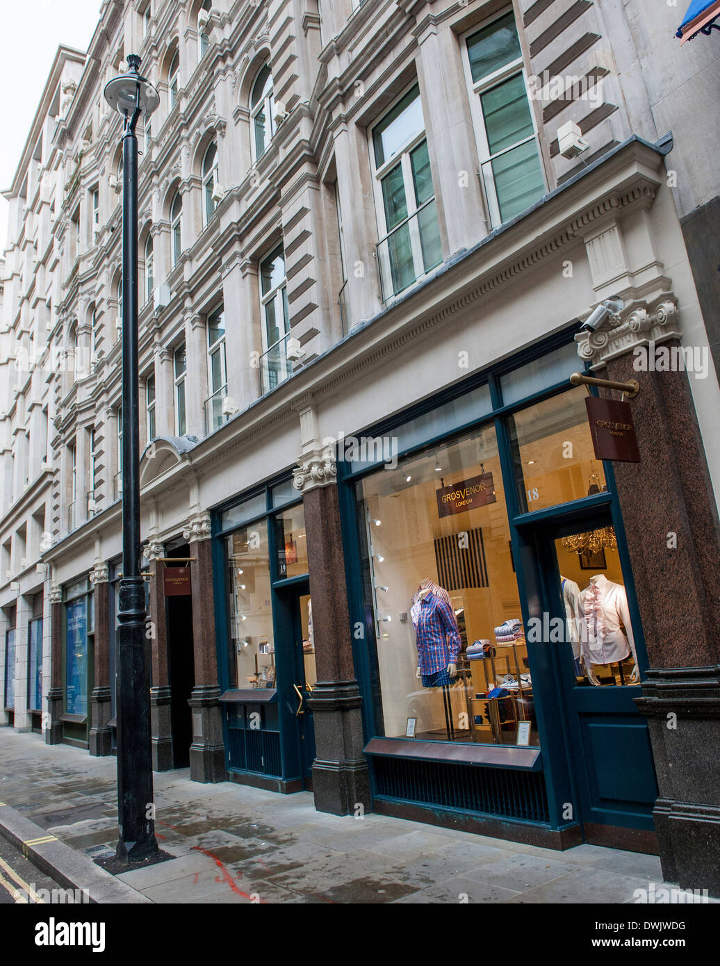 Grosvenor shirts 18-19 Jermyn Street, London SW1Y 6LT Stock Photo - Alamy