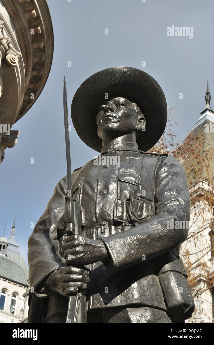 The Gurkha Soldier statue, Horse Guards Avenue, Westminster, London, England, UK Stock Photo