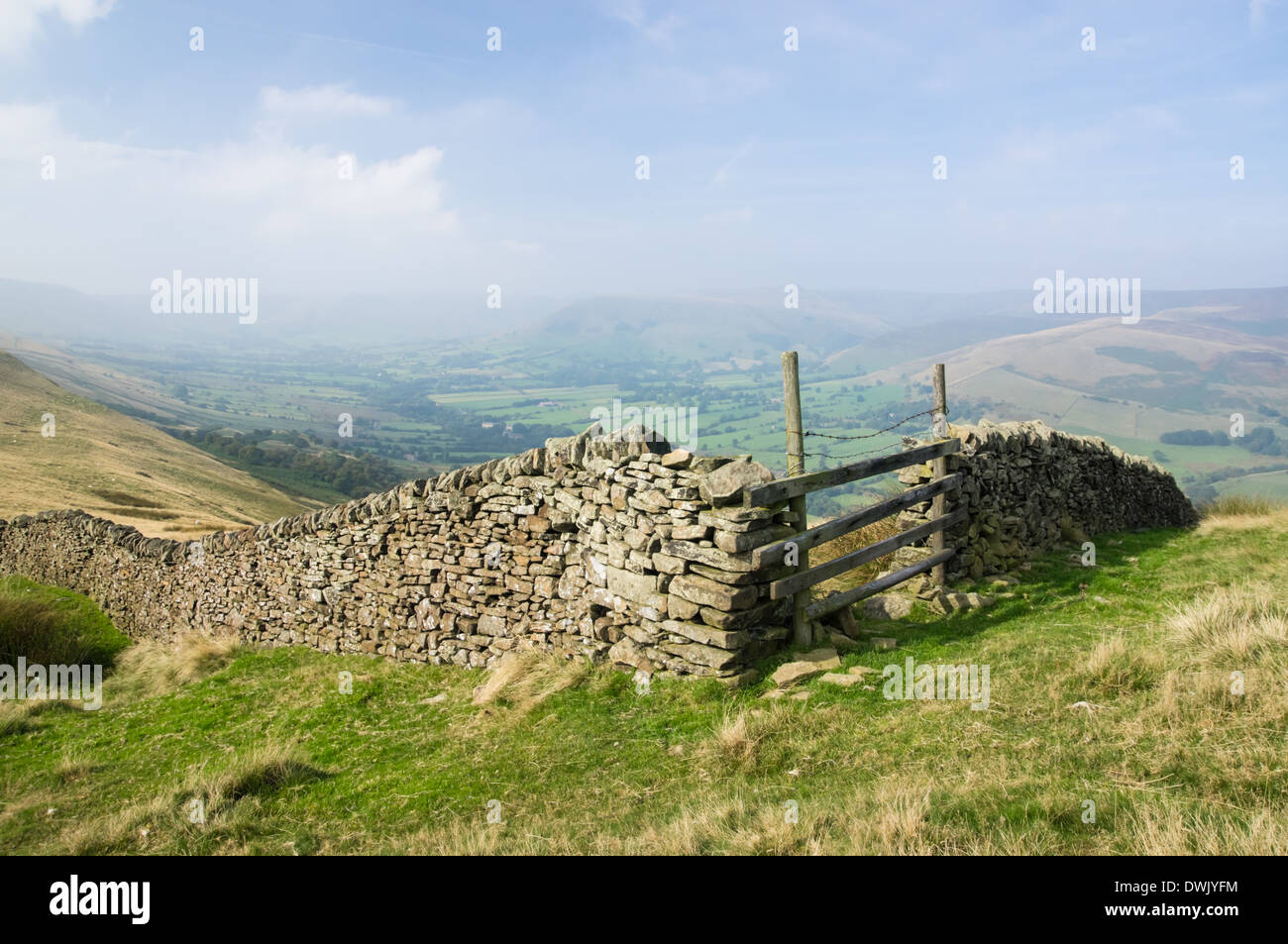 Stone wall in Peak District National Park Derbyshire England United Kingdom UK Stock Photo
