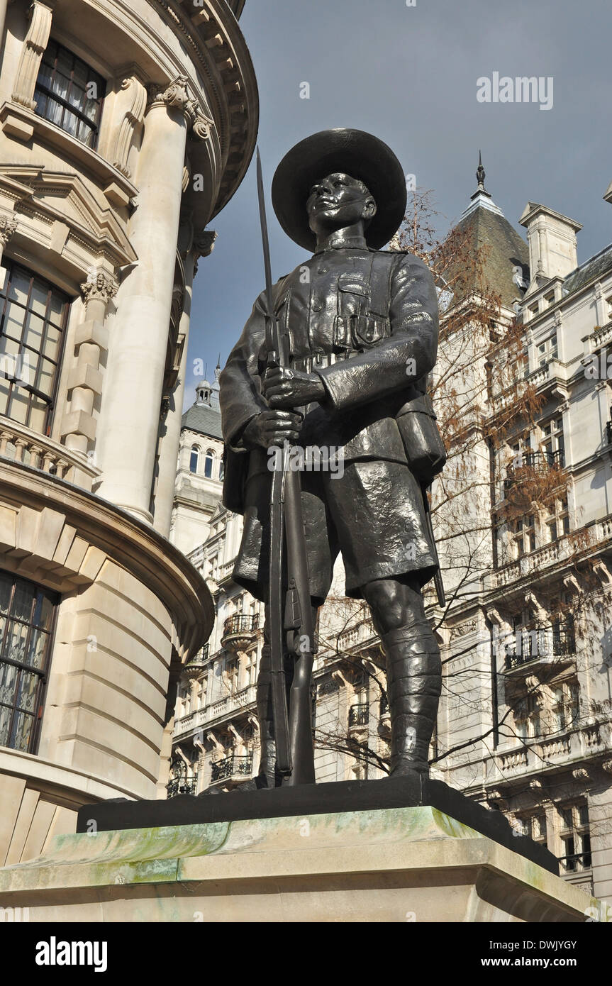 The Gurkha Soldier statue, Horse Guards Avenue, Westminster, London, England, UK Stock Photo