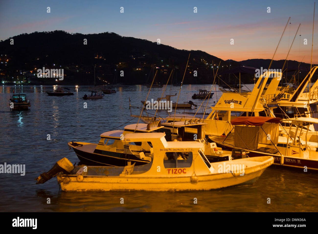 Fishing, Zihuatanejo, Ixtapa, Guerrero, Mexico Stock Photo Alamy