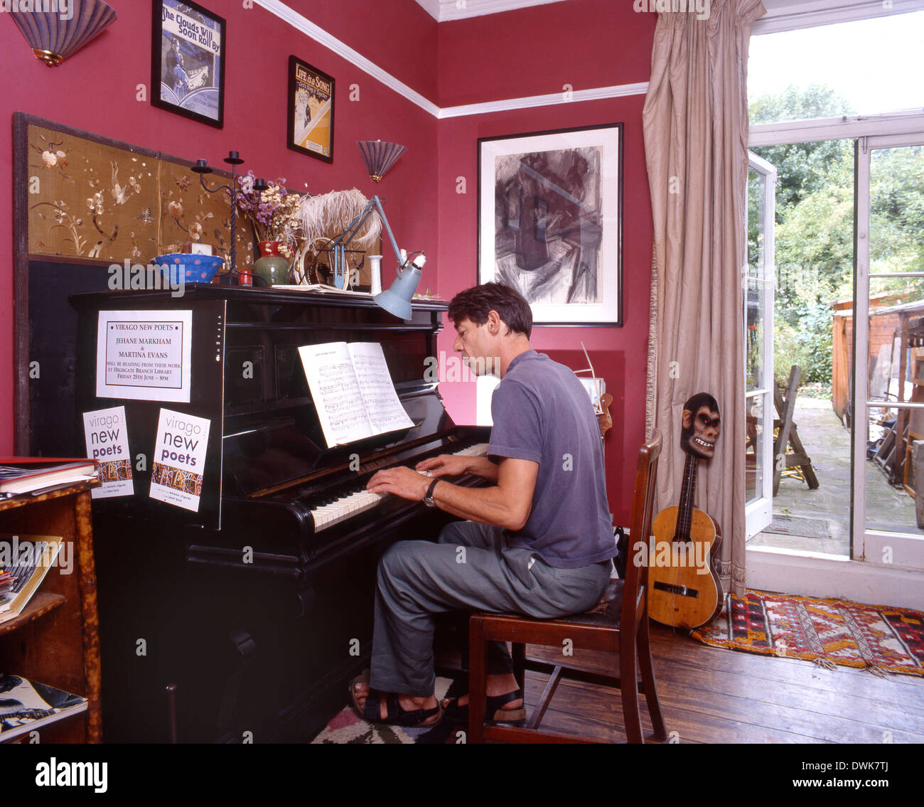 Roger Lloyd Pack High Resolution Stock Photography And Images Alamy