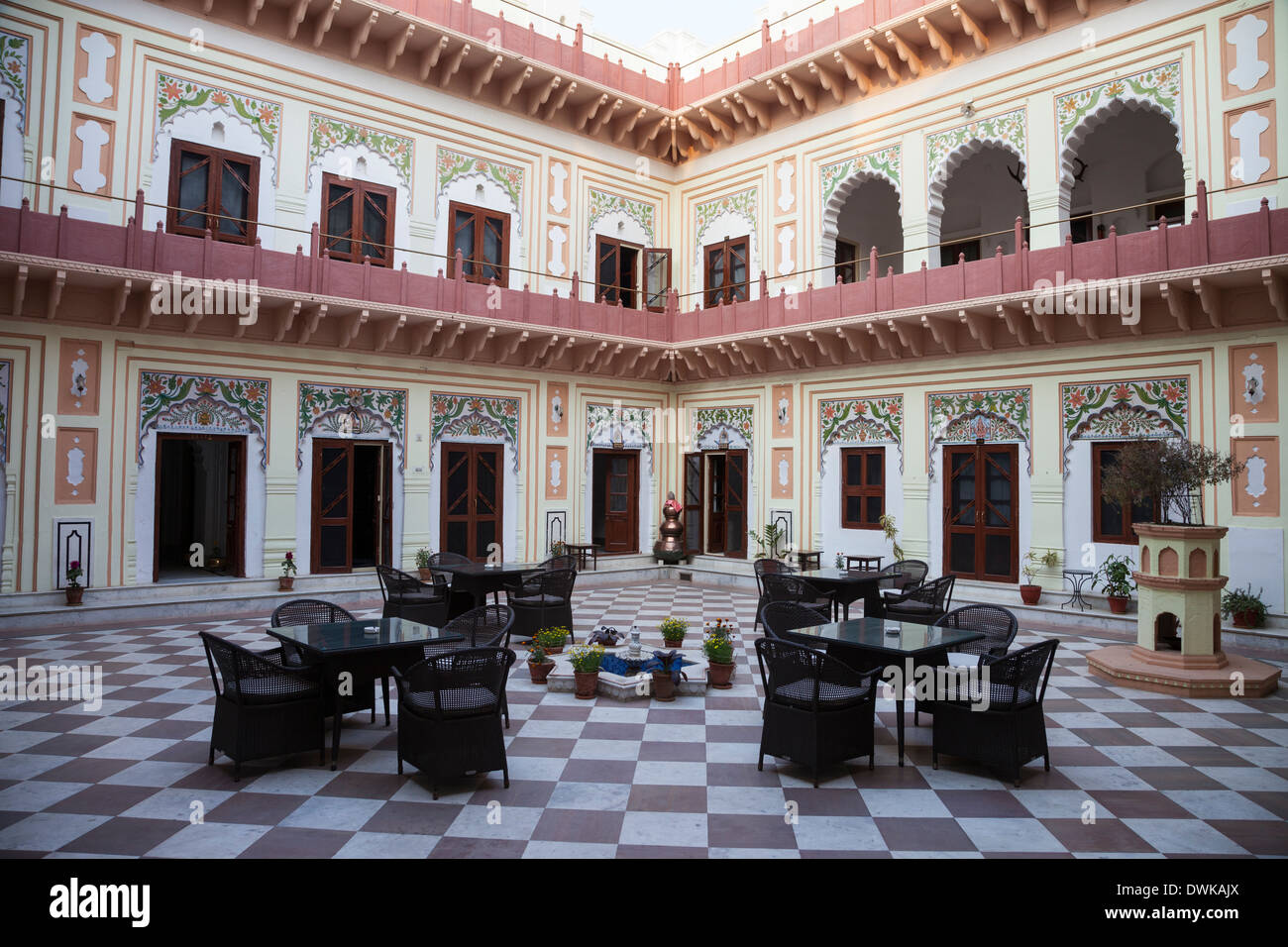 Bharatpur, Rajasthan, India. Inner Court of the Laxmi Vilas Palace, a Heritage Hotel. Stock Photo