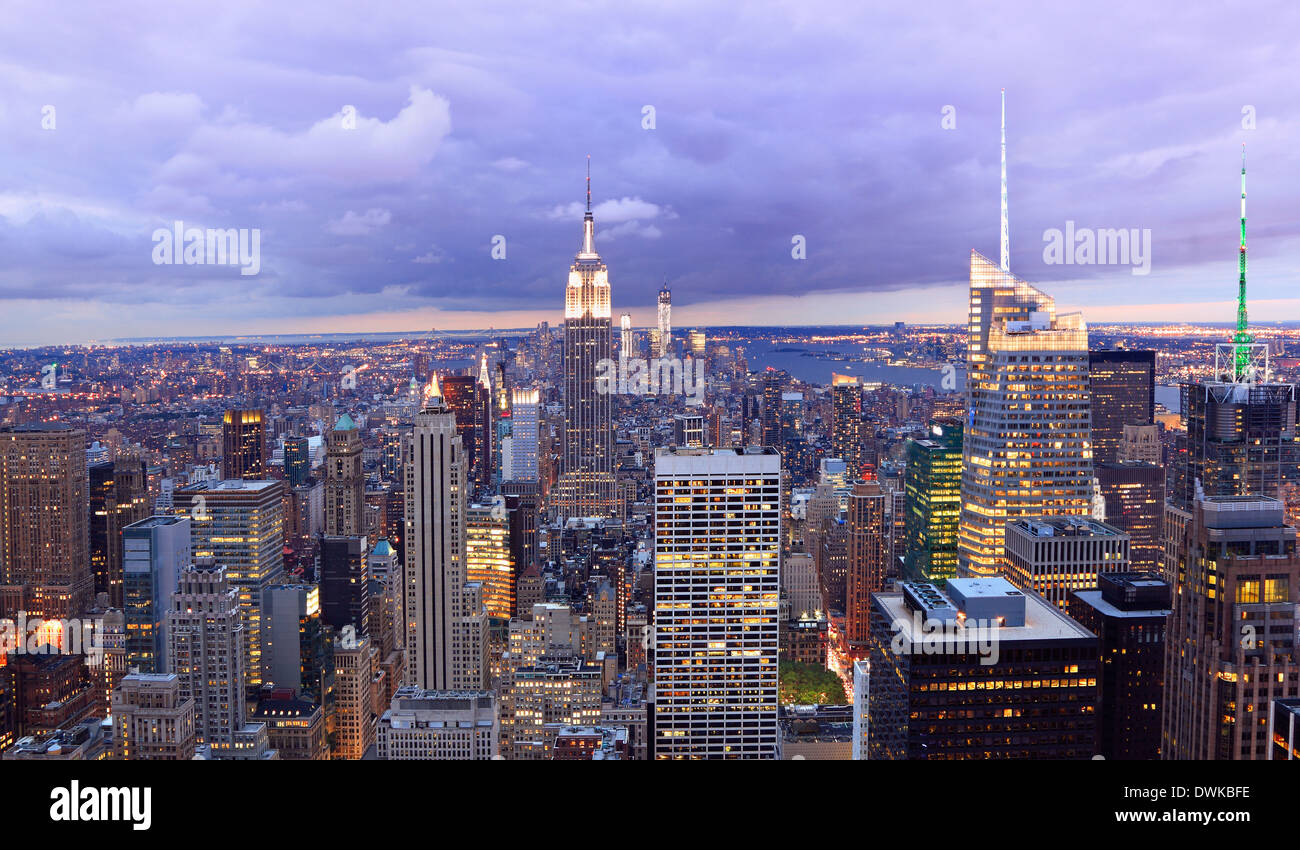 New York City skyline at dusk Stock Photo - Alamy
