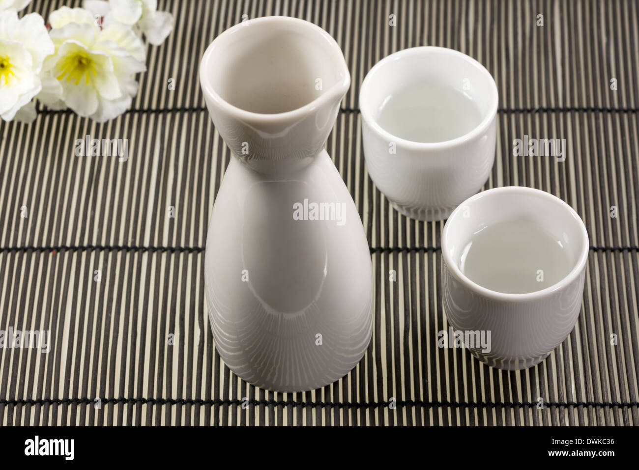 sake a traditional Japanese alcoholic beverage, sake set tokkuri