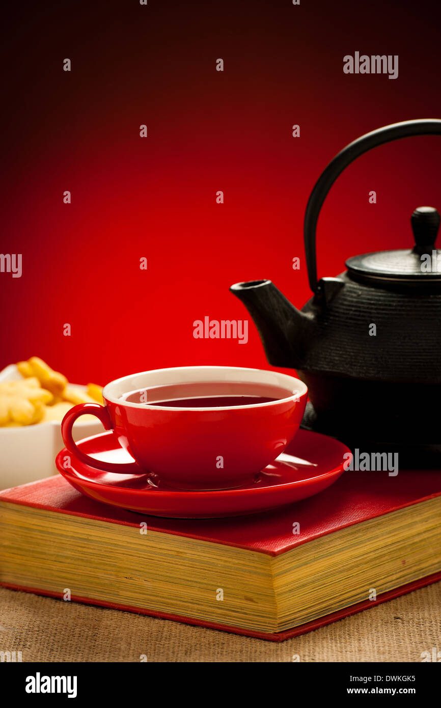 Teapot table hires stock photography and images Alamy