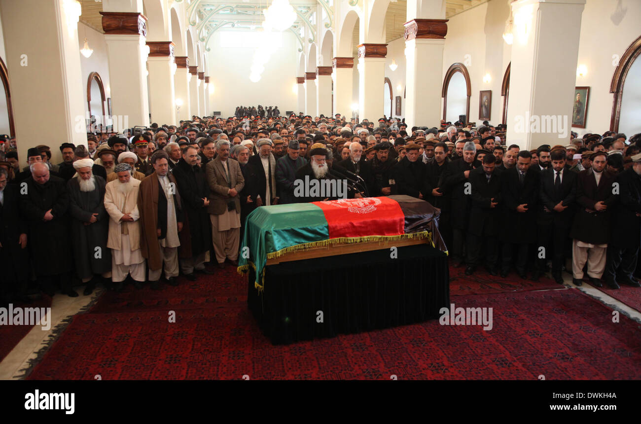 Kabul Afghanistan 11th Mar 2014 Afghan President Hamid Karzai C Prays During Funeral 