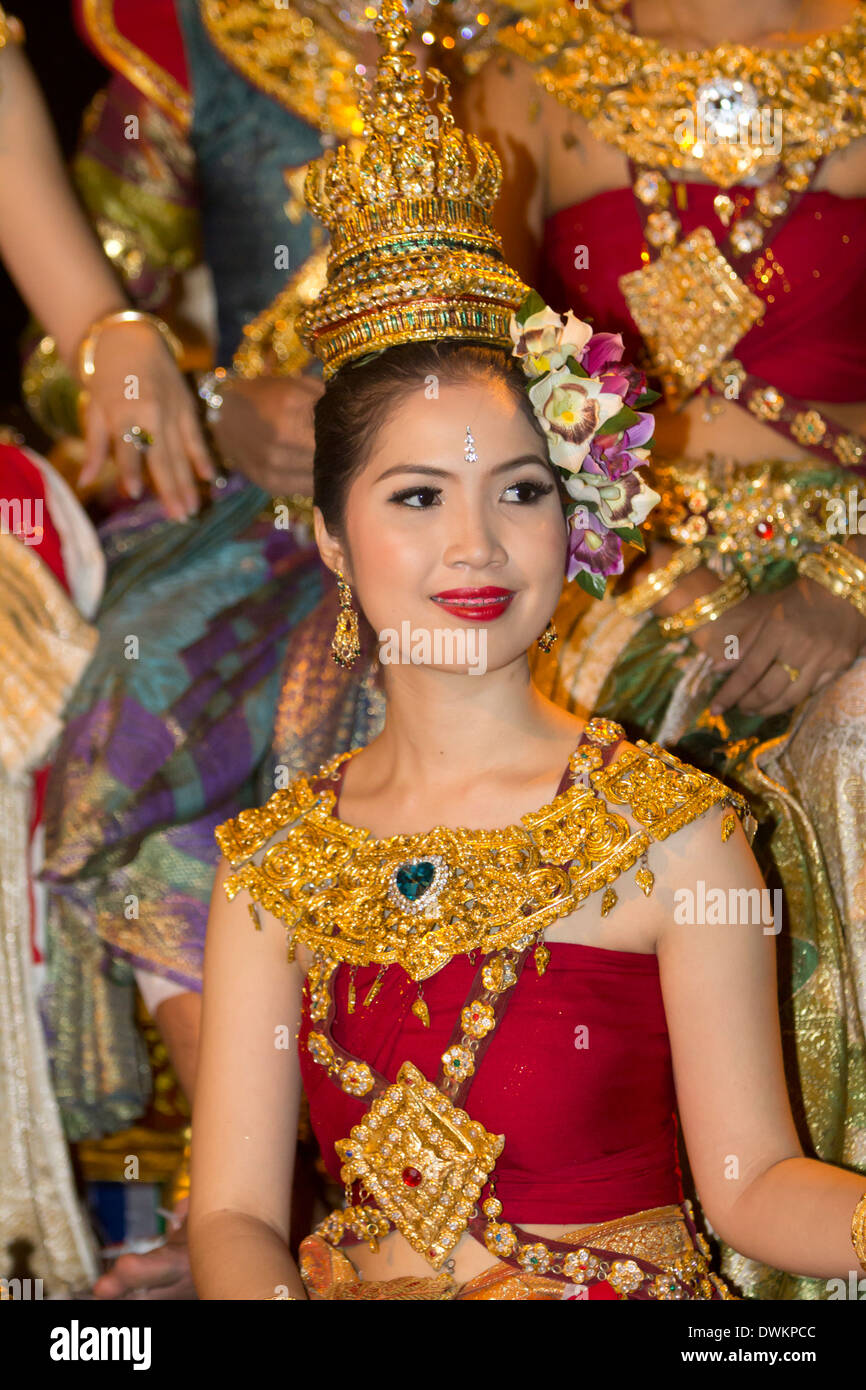 Young Thai woman at Loi Krathong festival, Chiang Mai, Northern Thailand, Thailand, Southeast Asia, Asia Stock Photo