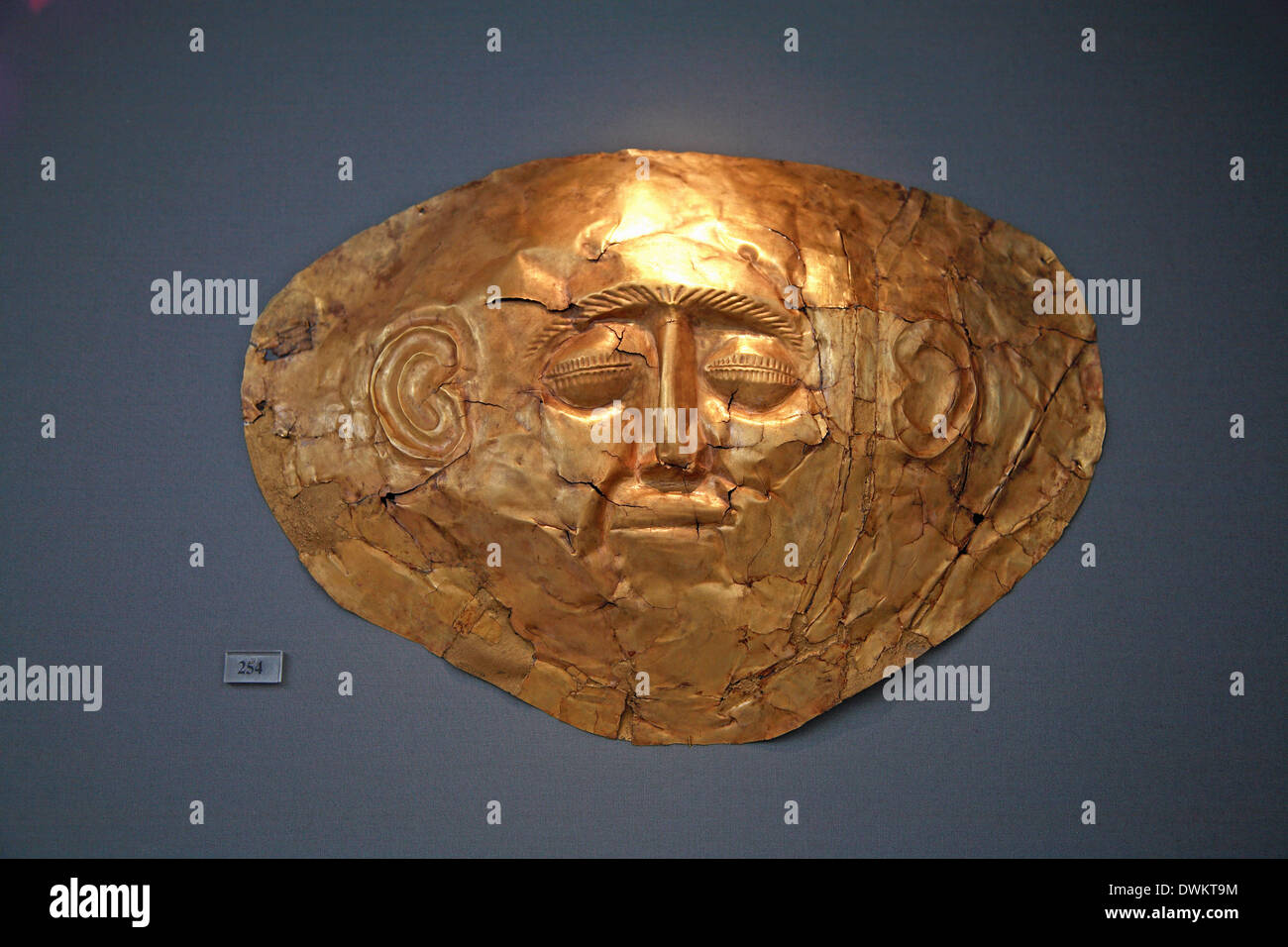 Greece, Athens, Archeology National Museum, Gold male mask, finds from