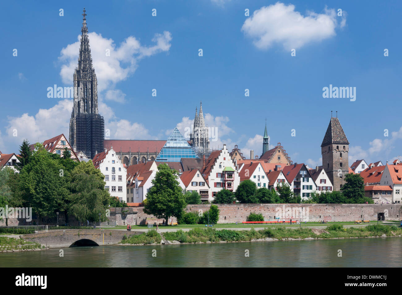 View over River Danube to the old town of Ulm with Minster (Muenster), Baden Wurttemberg, Germany, Europe Stock Photo