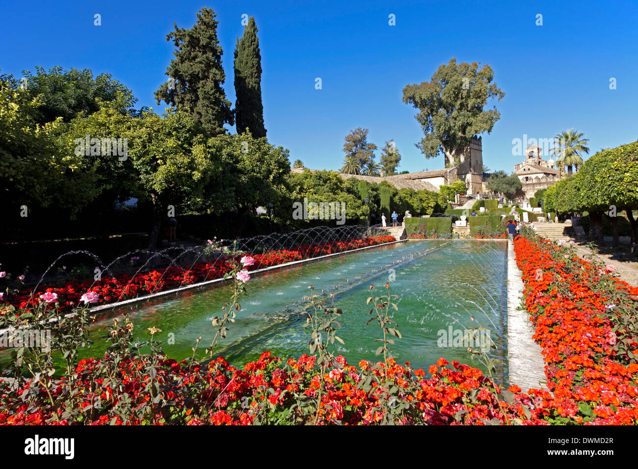 gardens-at-the-alcazar-de-los-reyes-cristianos-stock-photo-alamy