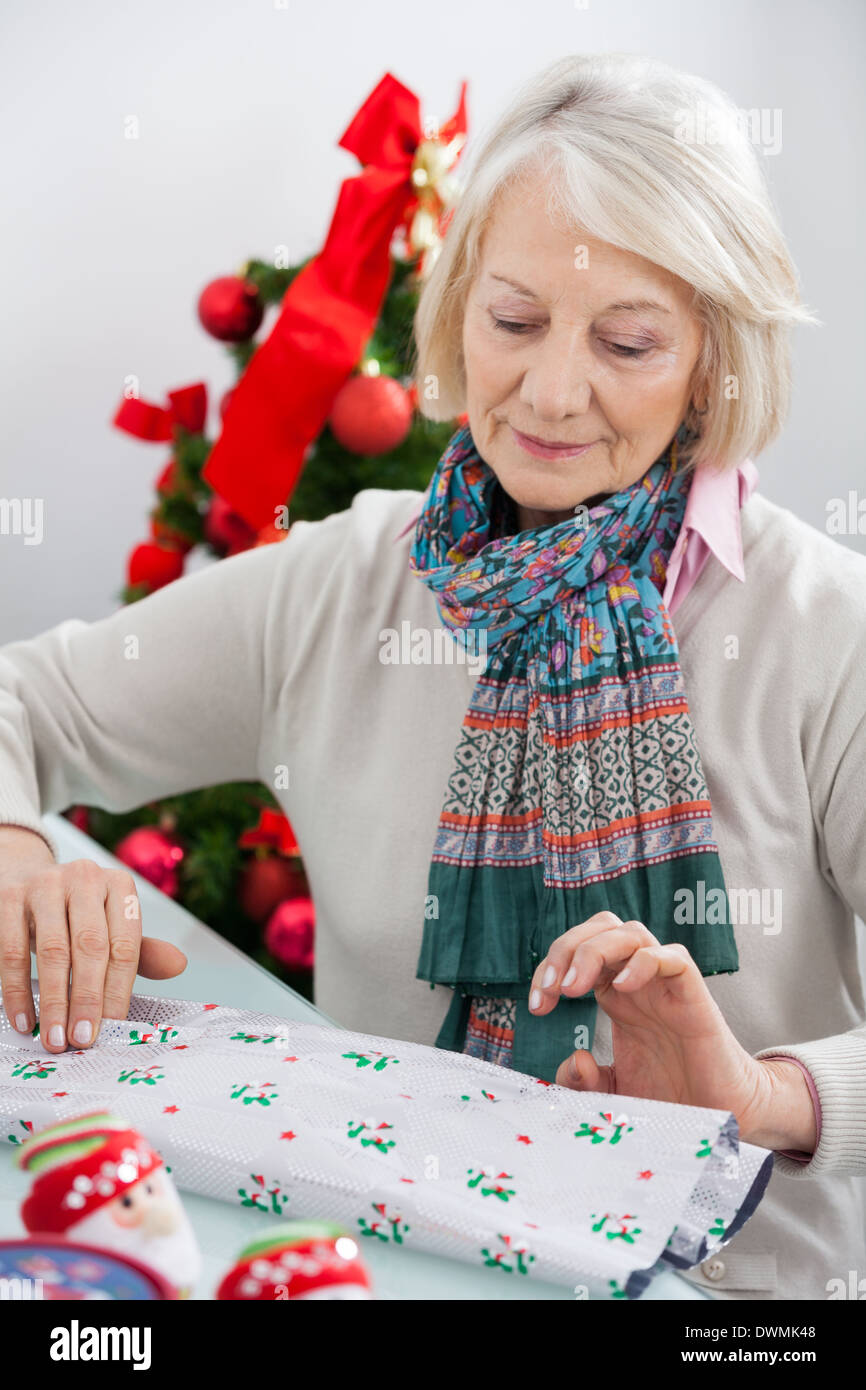 Elderly woman christmas tree hi-res stock photography and images - Alamy