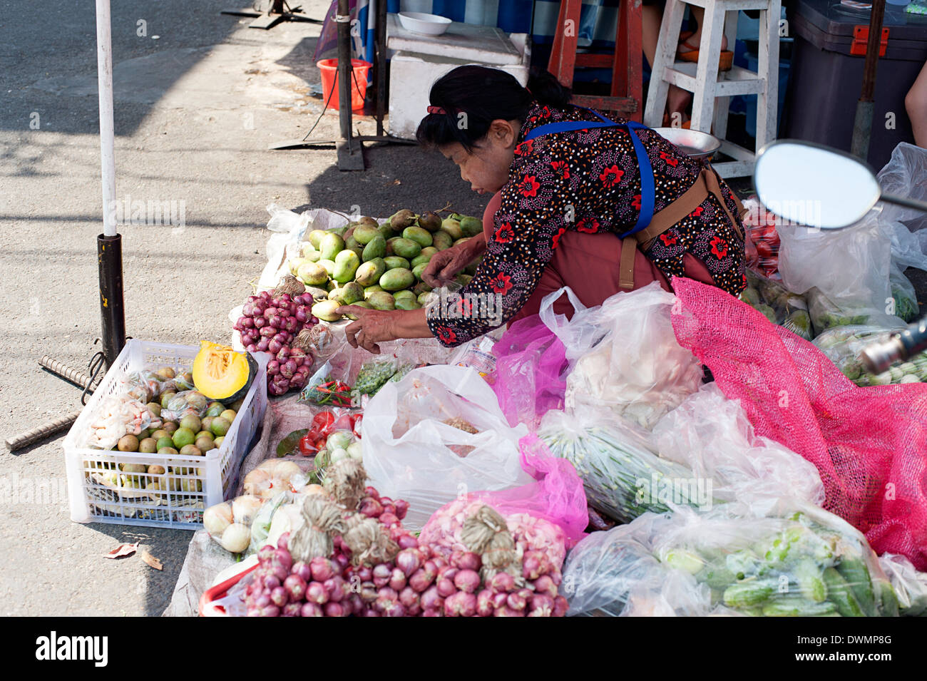 Fruit stall in Chiang Mai, Northern Thailand Stock Photo - Alamy