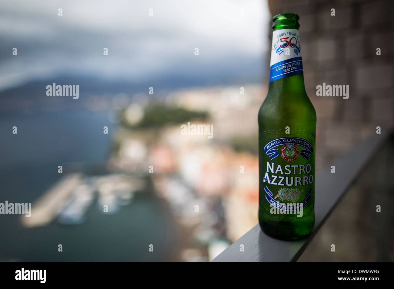 Nastro azzurro hi-res stock photography and images - Alamy