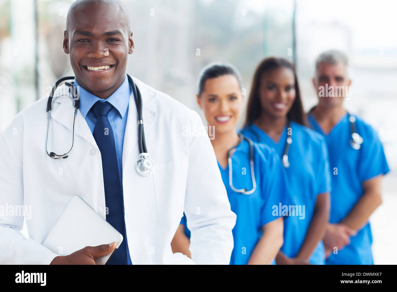 African american doctor nurses hi-res stock photography and images - Alamy