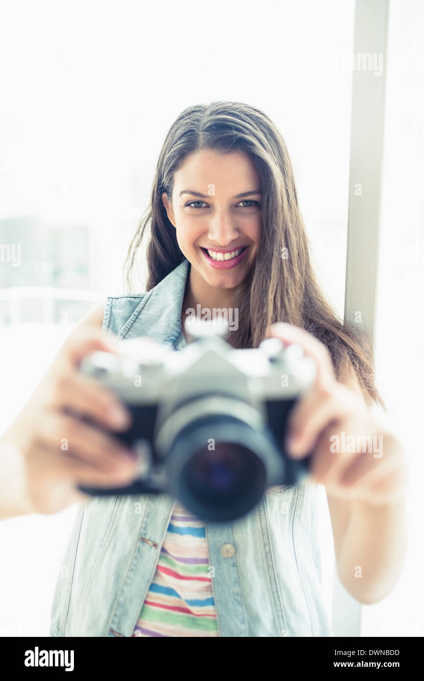 Young woman photo camera hi-res stock photography and images - Alamy