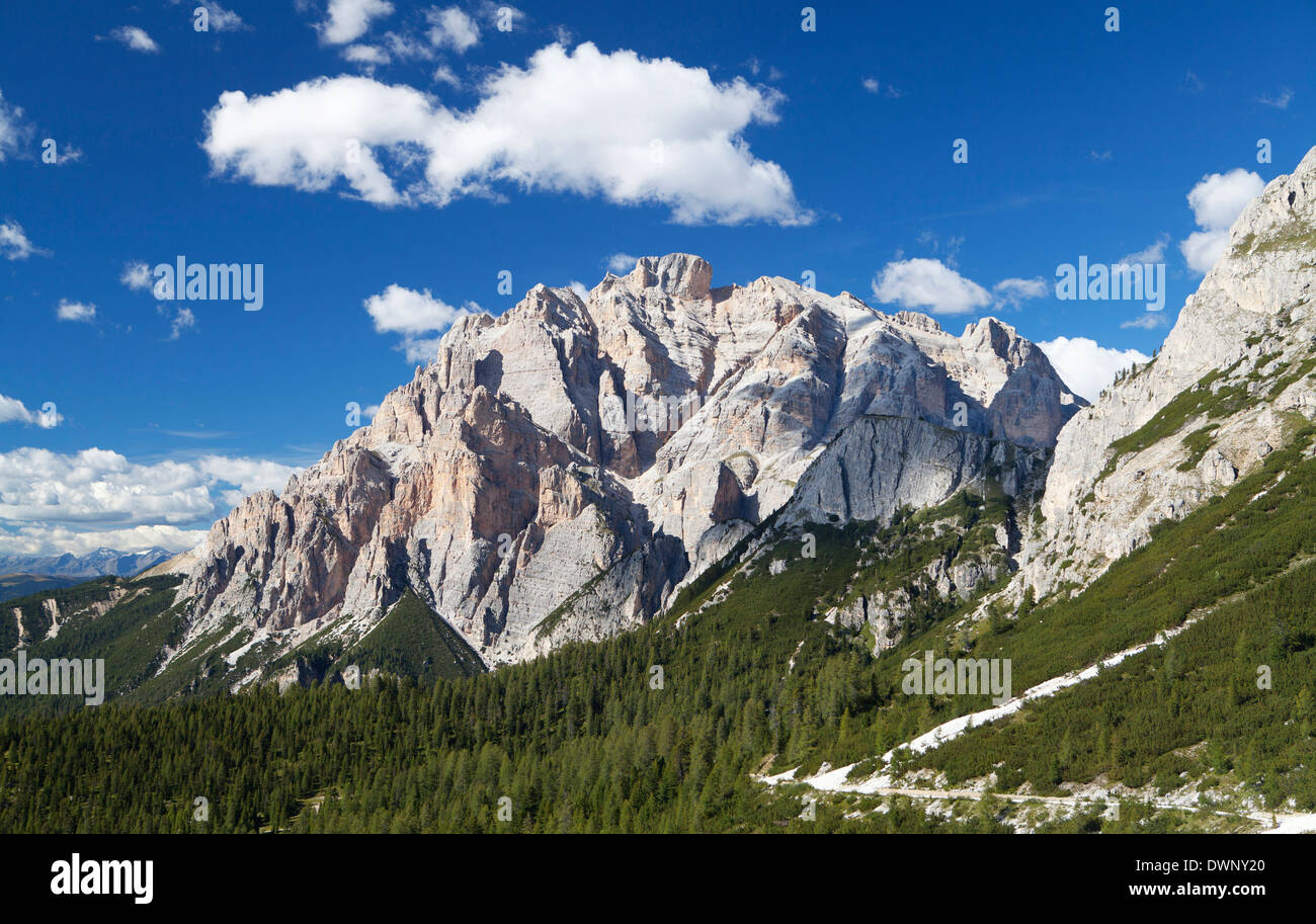 Piz dles Cunturines Mountain, Fanes Group, Valparola Pass, Dolomites, Veneto region, Province of Belluno, Italy Stock Photo