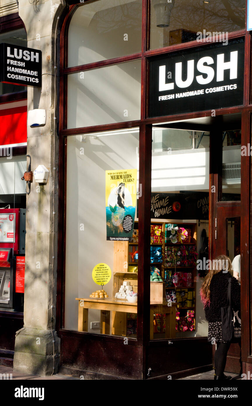 Lush shop, Queen Street, Cardiff, Wales. Stock Photo