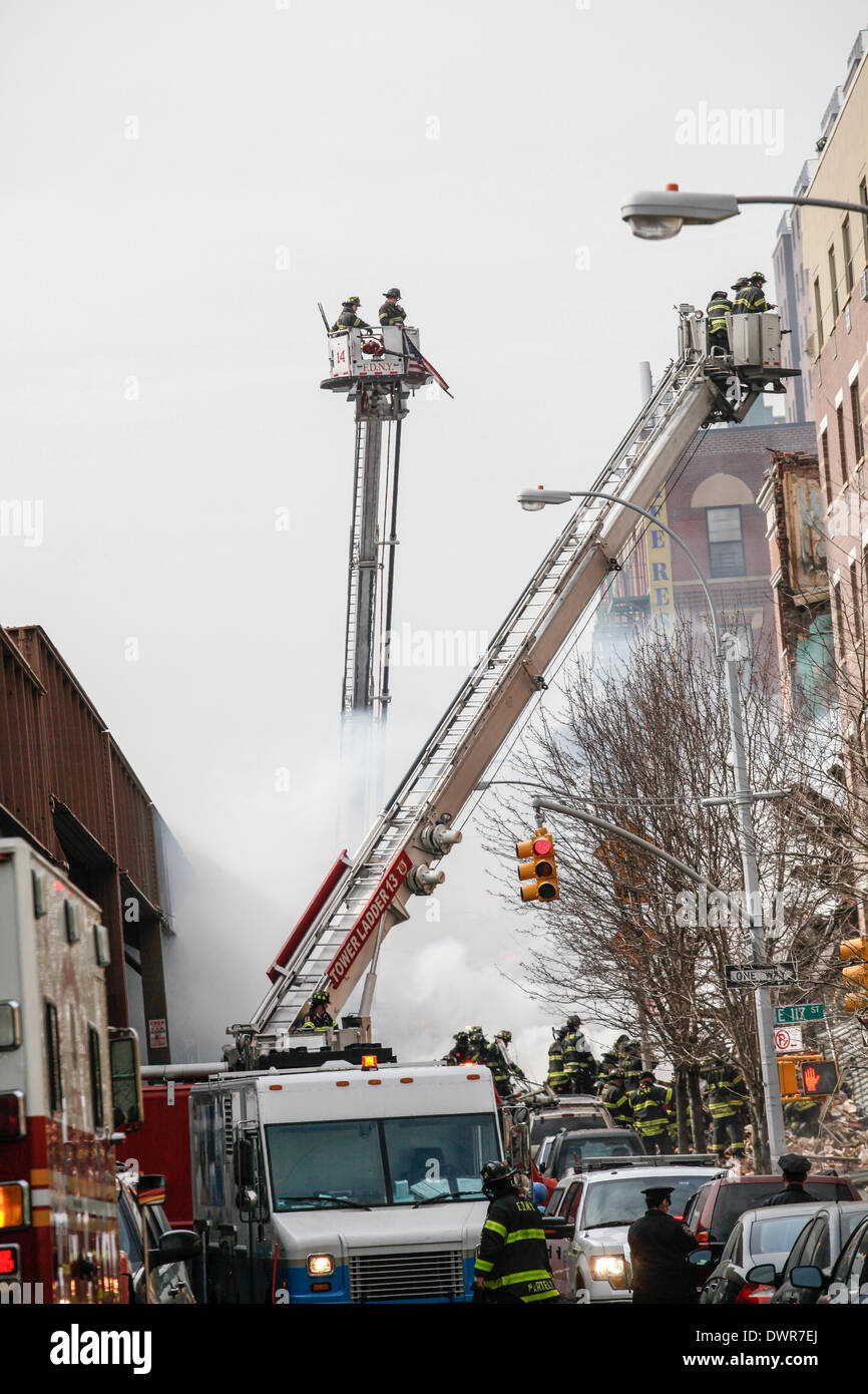 Harlem, New York City. 12 March 2014. New York City firefighters battle four alarm blaze on Park Avenue in Harlem Credit:  Cal Vornberger/Alamy Live News Stock Photo