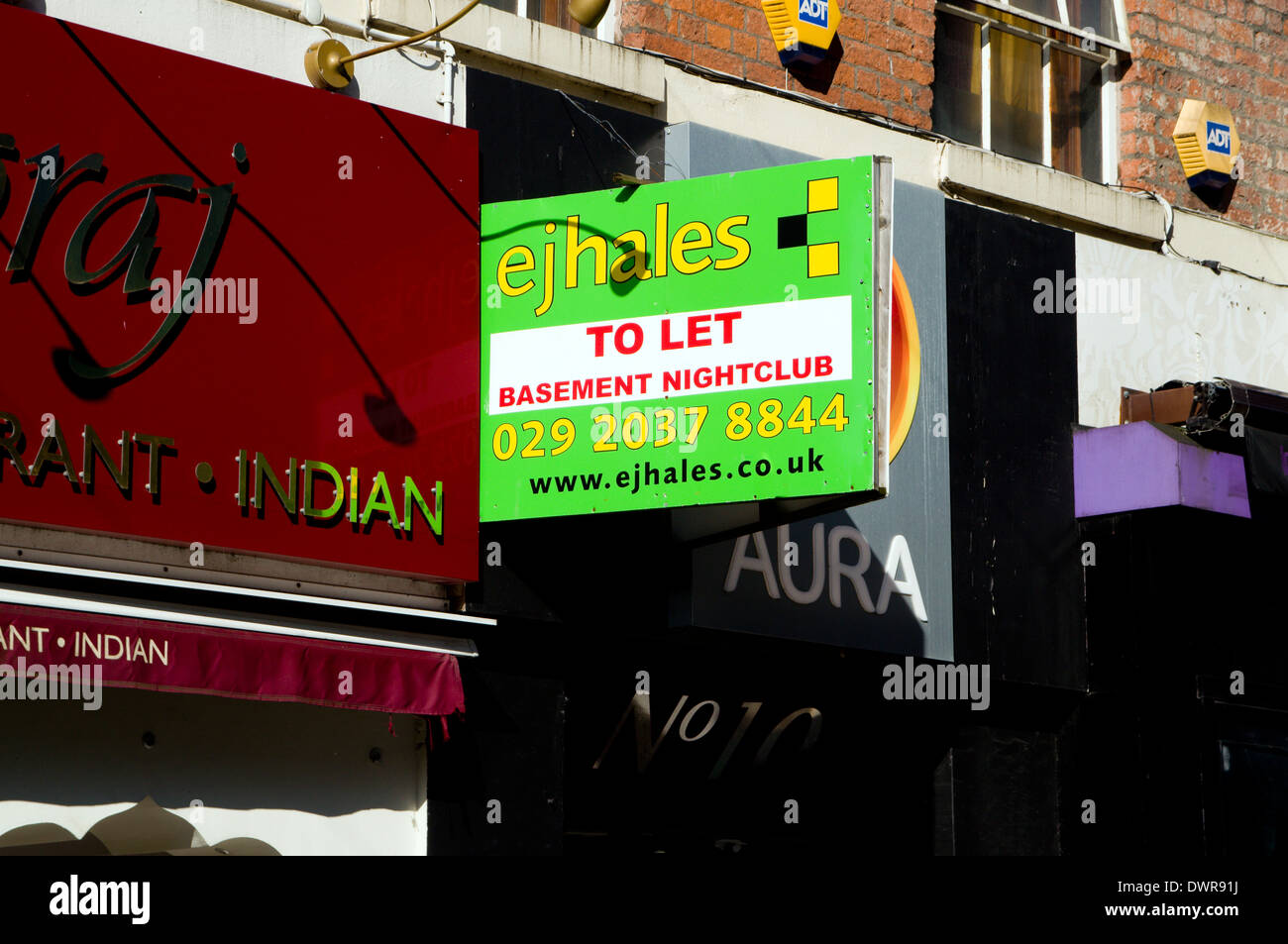 Nightclub for let sign, The Hayes, Cardiff, Wales. Stock Photo
