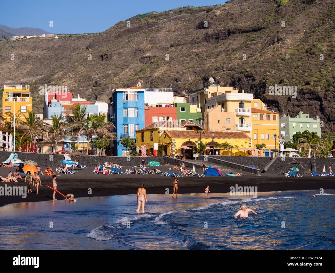 The black beach of Puerto de Tazacorte on the Canary Island of La Palma  Stock Photo - Alamy