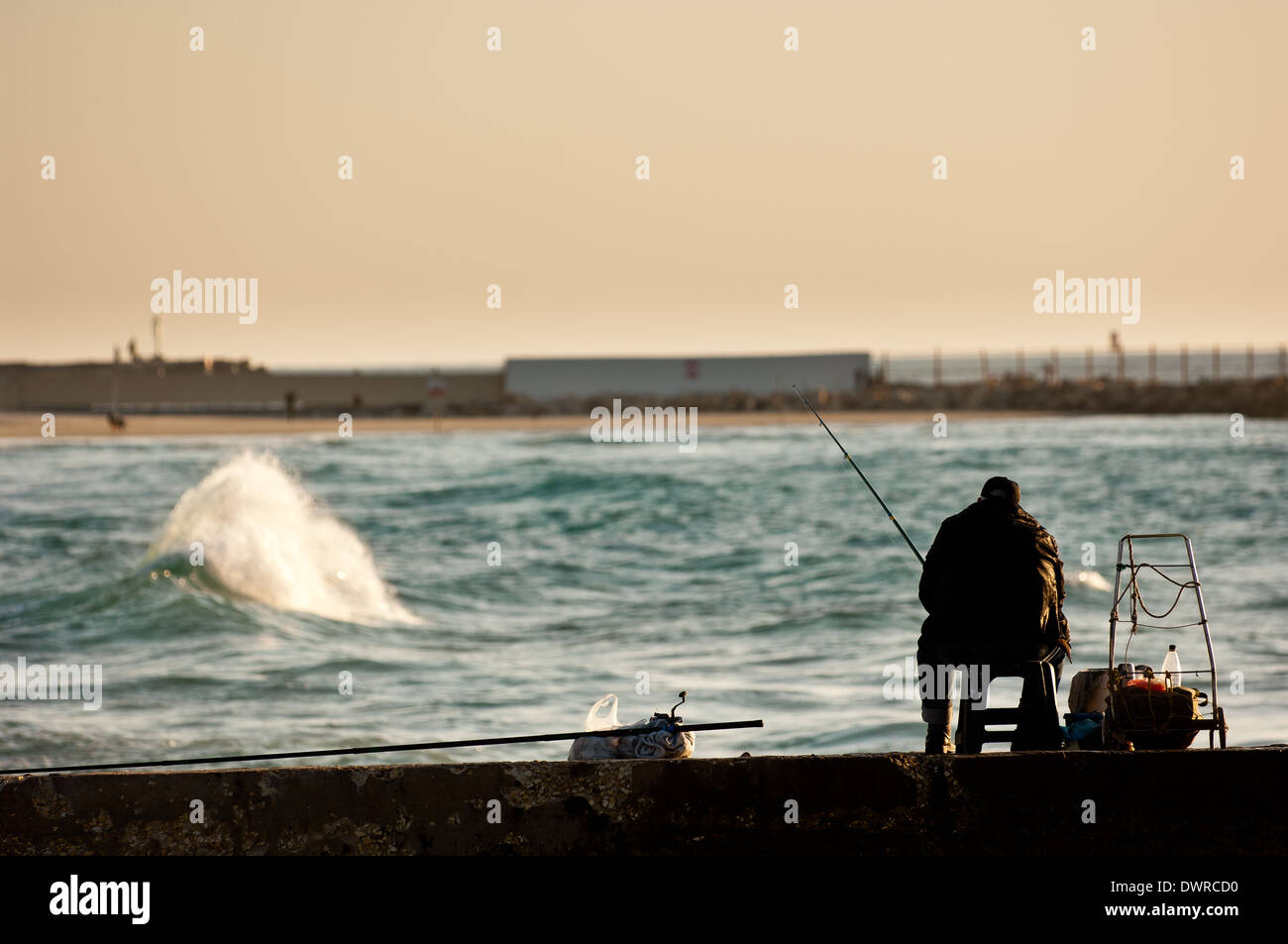 Tel aviv jetty hi-res stock photography and images - Alamy