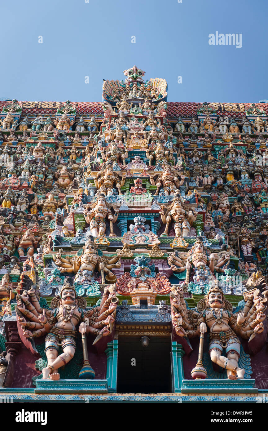 South Southern India Tamil Nadu Madurai Sri Meenakshi , Minakshi , Shiva Temple south Tower detail figure figures statue statues Stock Photo