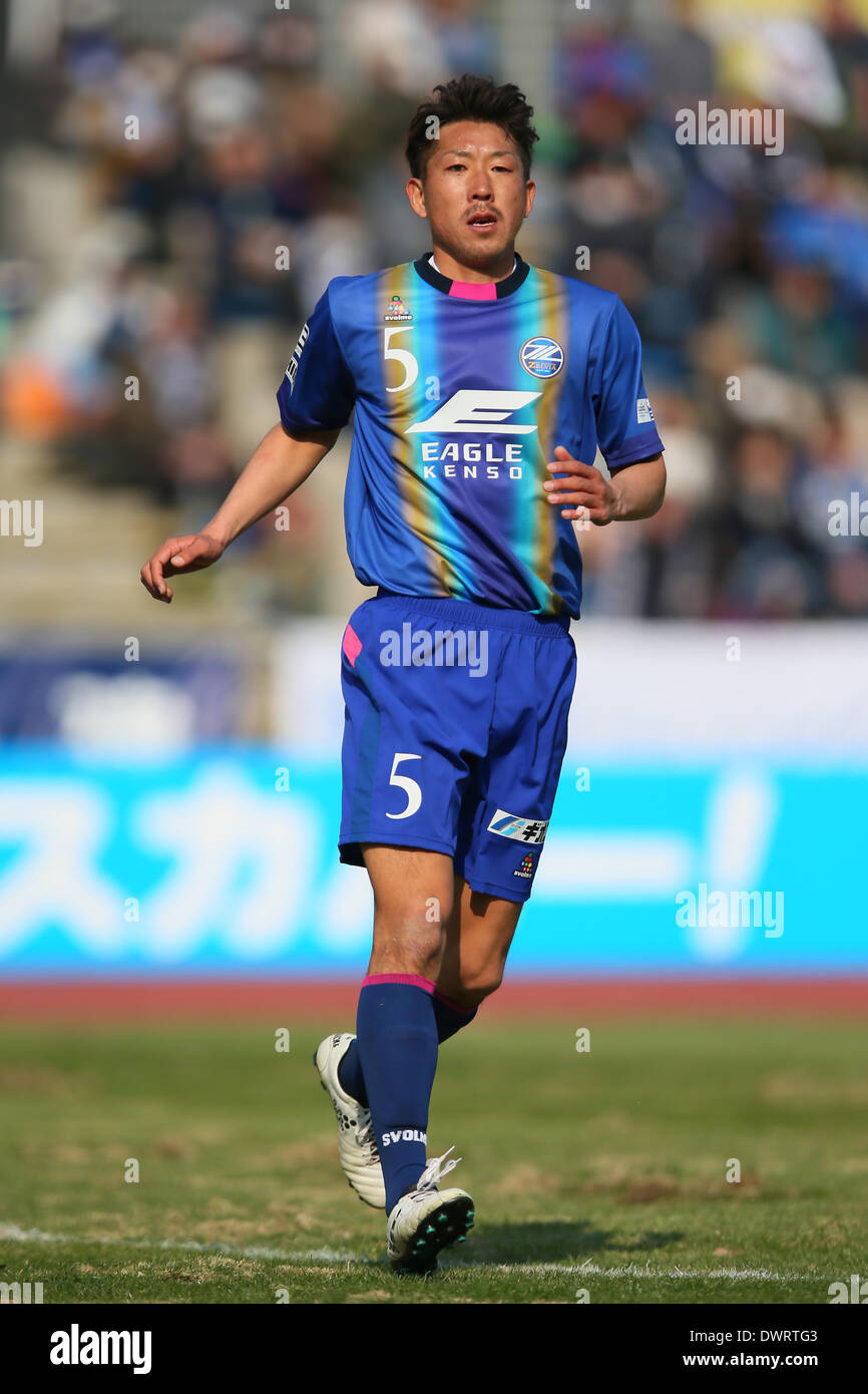モンチッチJFA 2010 サッカー Masahiro Fukasawa of Yokohama Marinos in action during the J
