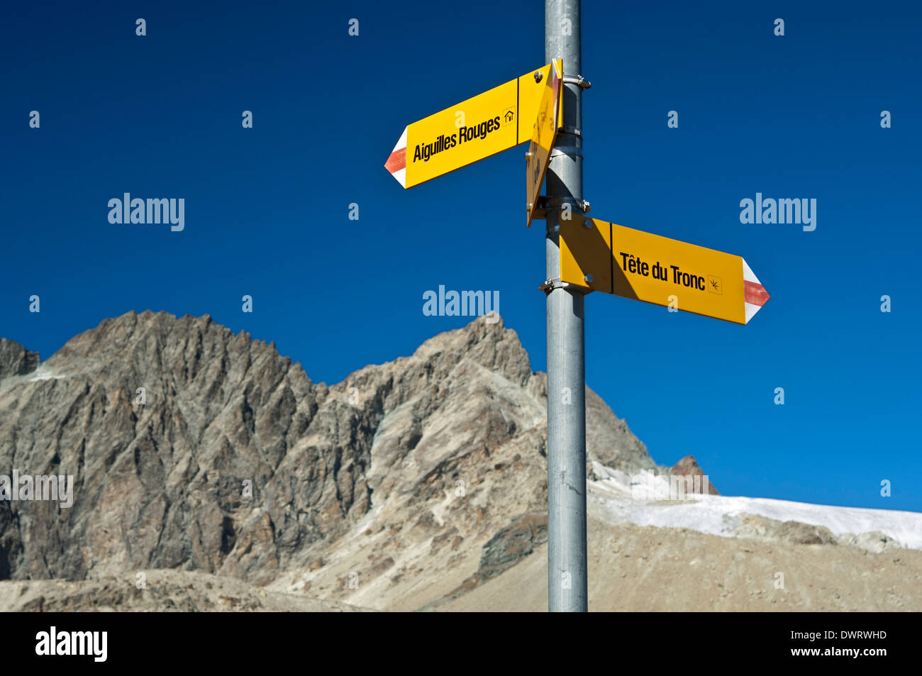 Directional sign to the mountain refuge Aiguilles rouges, Arolla, Valais, Switzerland Stock Photo