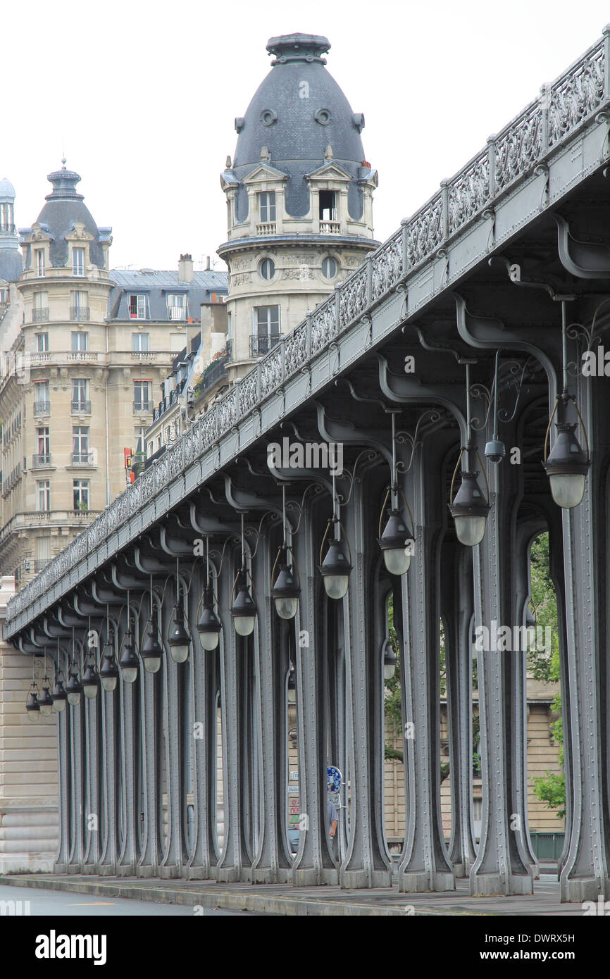 Pont de Bir-Hakeim, Bridge, Paris Stock Photo