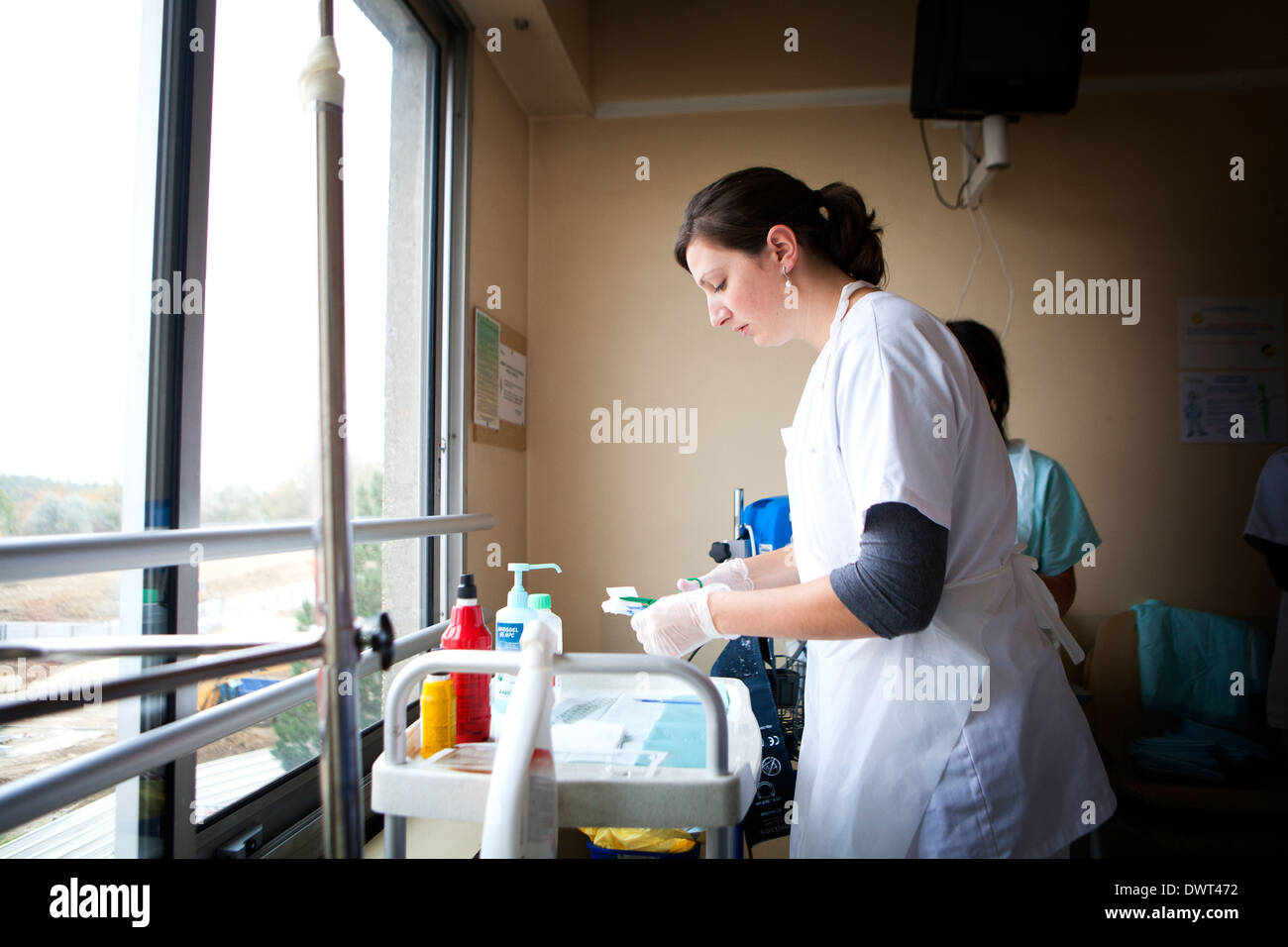 Nurse hi-res stock photography and images - Alamy