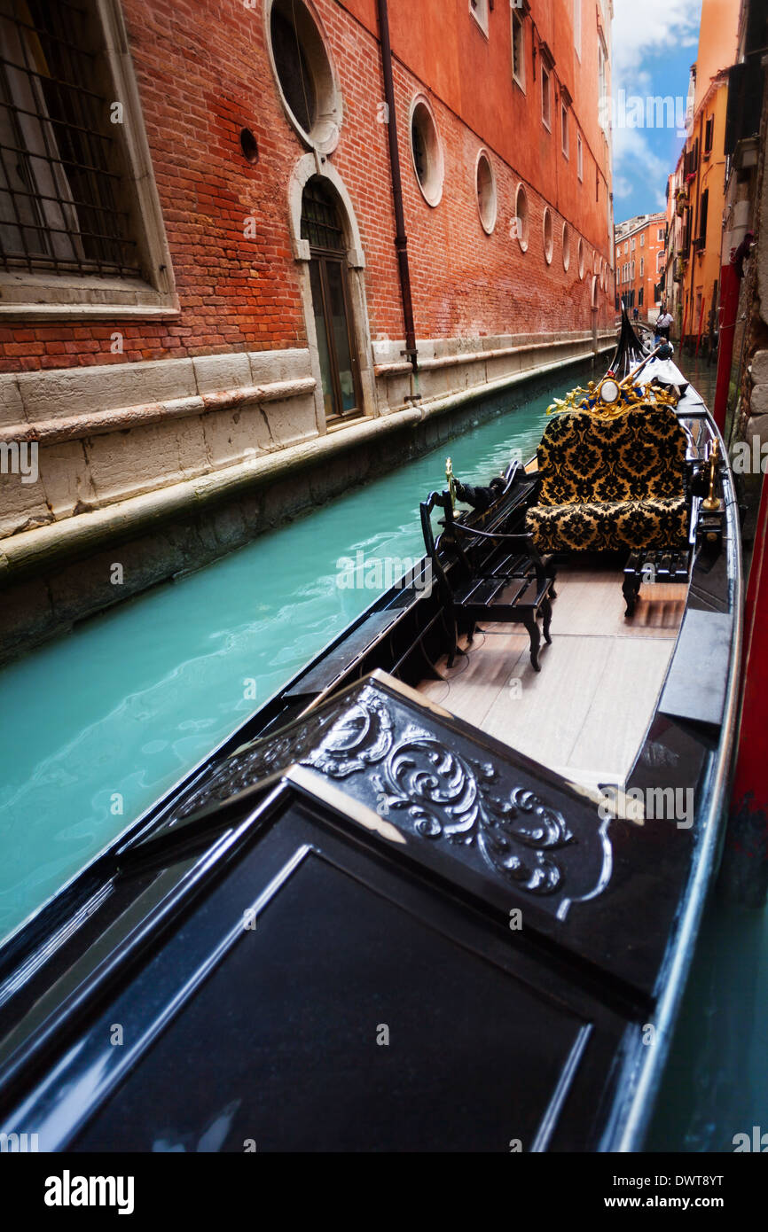 Close up in venice hi-res stock photography and images - Alamy