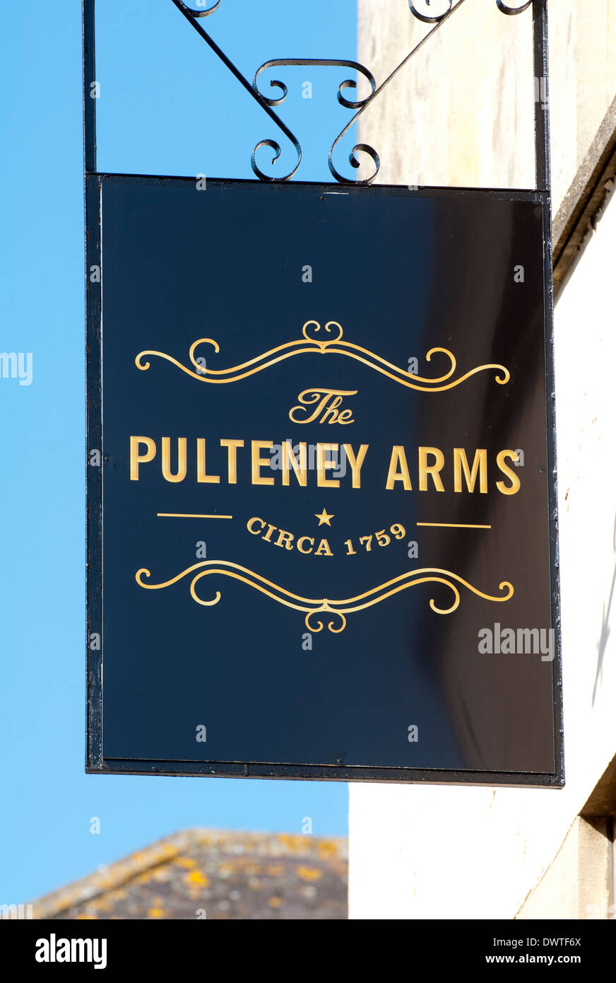 The Pulteney Arms pub sign, Bath, Somerset, England, UK Stock Photo