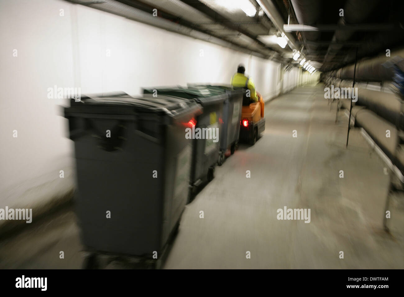 Waste collection hospital Stock Photo Alamy